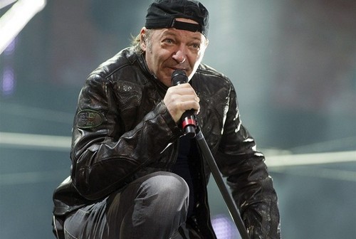 Vasco Rossi non ha un'infezione al polmone