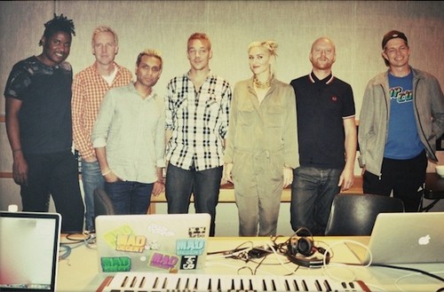 No Doubt, Gwen Stefani: "Preghiamo di scrivere qualcosa di buono"