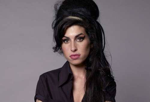 Amy Winehouse, canzoni nuove rubate