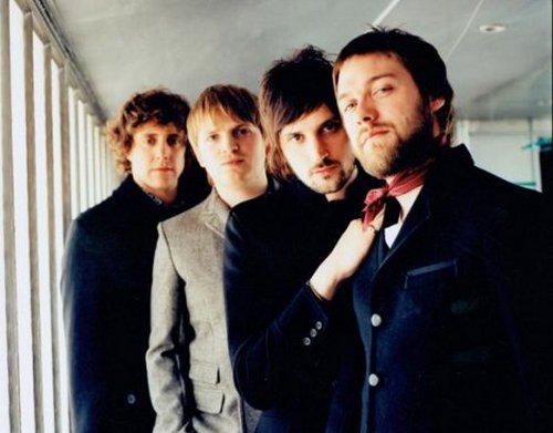 I Kasabian collaborano con LL Cool J per il singolo Days Are Forgotten