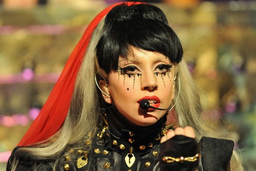 Lady Gaga, Bad Romance, You and I e Poker face, le sue canzoni preferite