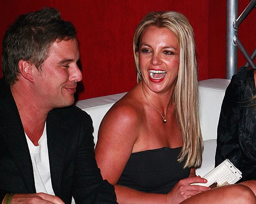 Britney Spears, polemiche per il video Criminal