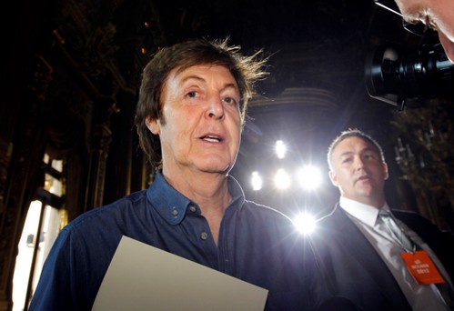 Paul McCartney: "George Harrison ci ha guadagnato di più dopo la rottura dei Beatles" 
