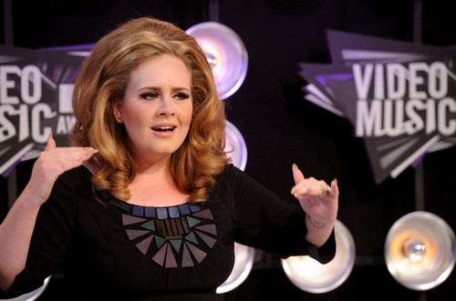 Adele, ritorno live a X Factor Uk l'11 dicembre