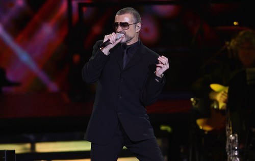 George Michael, i medici: "Migliora, ma i tempi di recupero non possono essere stimati"