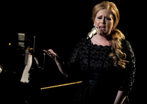 Adele: "Etta James era l'ultima originale"