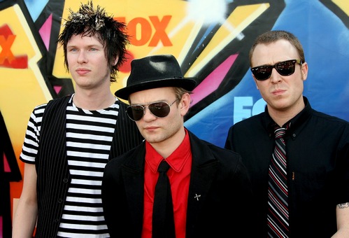 Sum 41, Deryck Whibley infortunato: cancellate le tappe inglesi