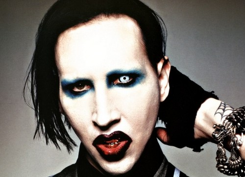 Marilyn Manson canta per Paris Jackson - Video