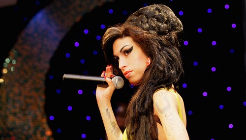 Amy Winehouse, il dvd Never Forgotten cambia titolo