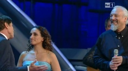 Eugenio Finardi e Noa, Surrender (Torna a Sorrento): video Sanremo 2012 terza serata