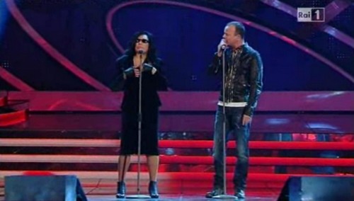 Gigi D'Alessio e Loredana Berté, Respirare: video Sanremo 2012 prima serata