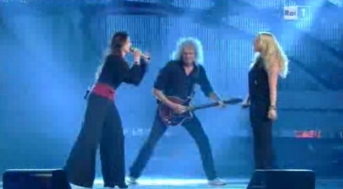 Irene Fornaciari, Brian May e Kerry Ellis, I who have nothing (Uno dei tanti): video Sanremo 2012 terza serata