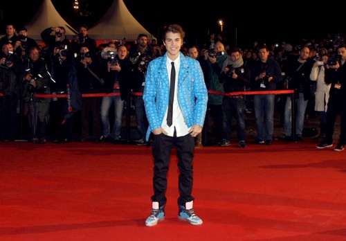 Justin Bieber, nuovo singolo tra un mese