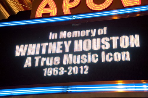 Morte Whitney Houston: Laura Pausini ed Elisa la ricordano