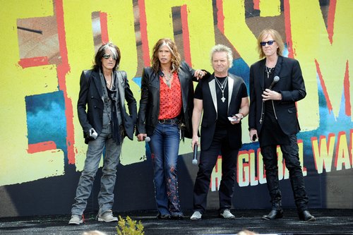 Aerosmith annunciano tour e nuovo album