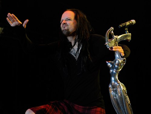 Jonathan Davis dei Korn diventa Devil J