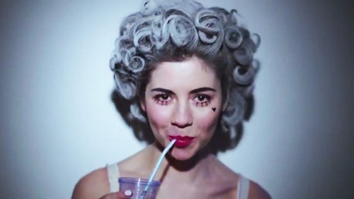 Primadonna - Marina and the Diamonds - Video ufficiale