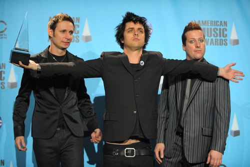 Green day: in arrivo tre nuovi album