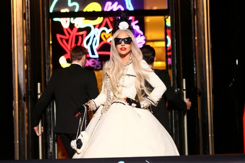 Lady Gaga, nuovo album "in quarantena"