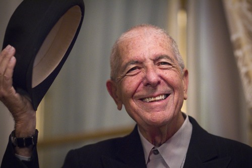 Leonard Cohen, la sua ex manager lo molestava: condannata a 18 mesi di carcere