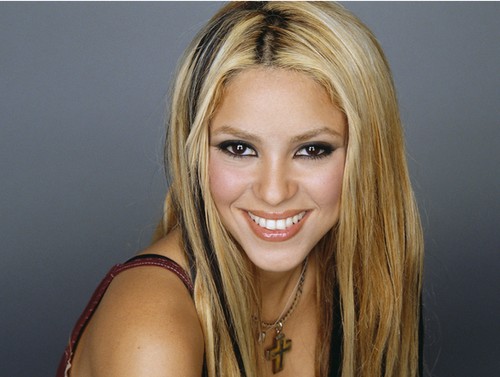 Shakira: vicino il contratto con Sony per 30 milioni di dollari