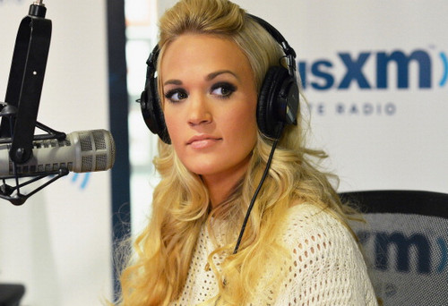 Carrie Underwood: "Se nelle canzoni parlassi solo della mia meravigliosa vita sarebbe noioso"