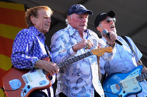 The Beach Boys, That’s Why God Made The Radio è il nuovo singolo