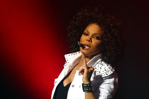 Il grande ritorno non ci sarà, Janet Jackson cancella il tour