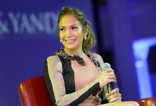 Jennifer Lopez svela nuovo album e film This Is Me...Now