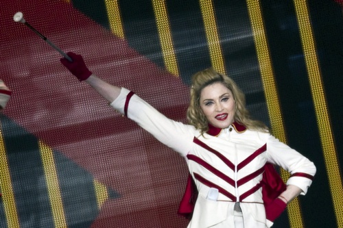 Madonna: "Questa sera farò una sorpresa sul Vaticano"