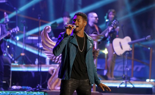 Usher: "Faccio l'amore con le mie canzoni"