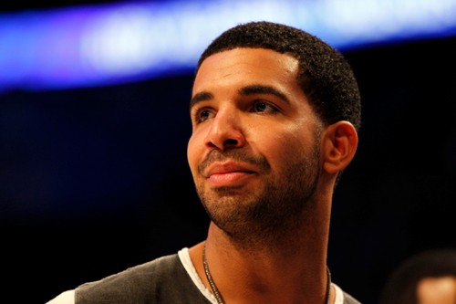 Drake, No lie: insulti a Rihanna?