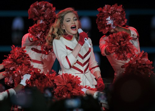 Madonna, tour: team di sterilizzazione per il suo camerino