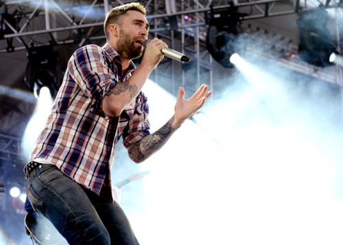 Maroon 5, One more night: nuovo video