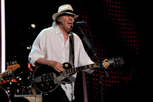 Neil Young: "Con i Crazy Horse solo per occasioni speciali"