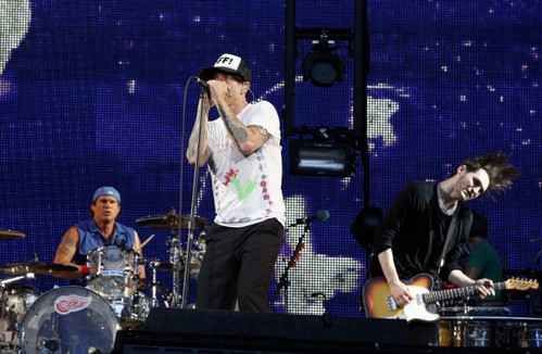 Red Hot Chili Peppers: "I fans meritano di ascoltare i nuovi singoli"
