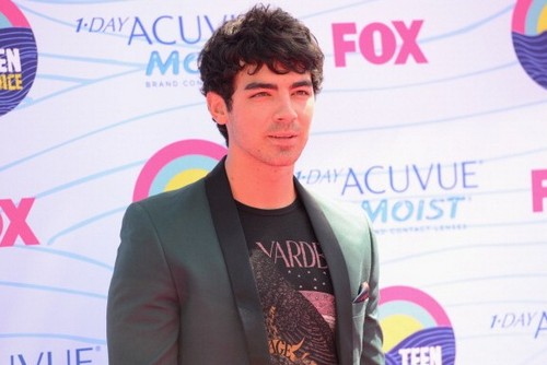 Joe Jonas: "Il nuovo singolo di Taylor Swift non parla di me"