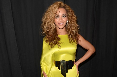Beyoncé: canzone in beneficenza