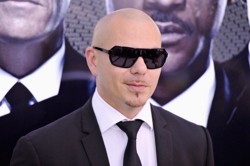 Pitbull feat. Shakira - Get it Started - Video ufficiale