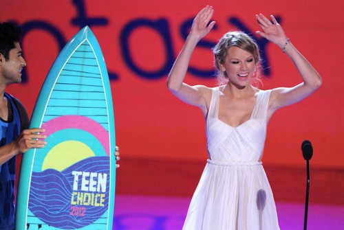 Taylor Swift: "Sono nervosa ed emozionata per i VMA"