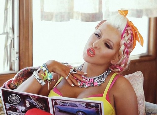 Christina Aguilera, teaser video di Your Body