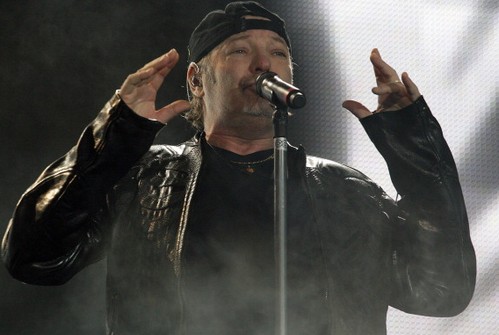 Vasco Rossi lascia la clinica contro il parere dei medici