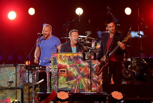 Coldplay: "In tour non vogliamo apparire belli"