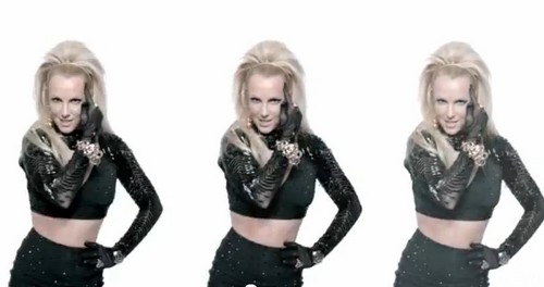 Will.i.am Feat. Britney Spears  - Scream and Shout -  Video ufficiale