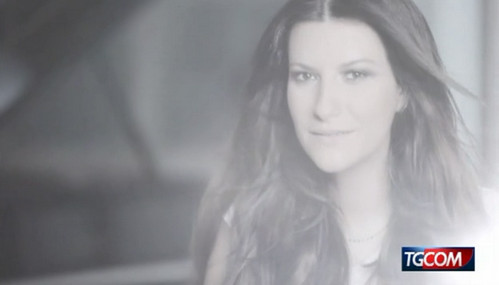 Laura Pausini presenta il video di Celeste