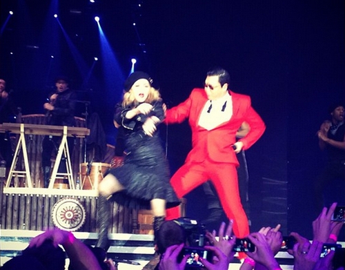 Madonna e Psy ballano Gangnam Style (video)