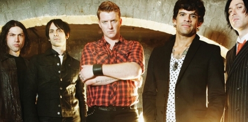 Queens of the Stone Age: anche Jake Shears degli Scissor Sisters nel nuovo disco