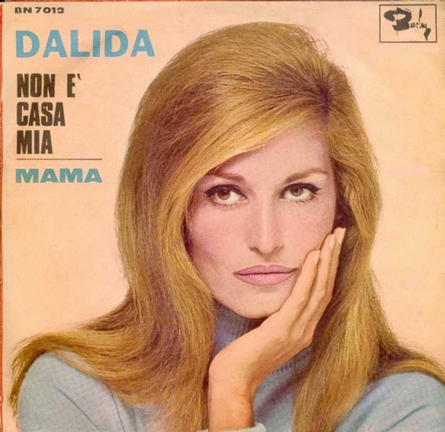 Dalida, oggi avrebbe compiuto 80 anni