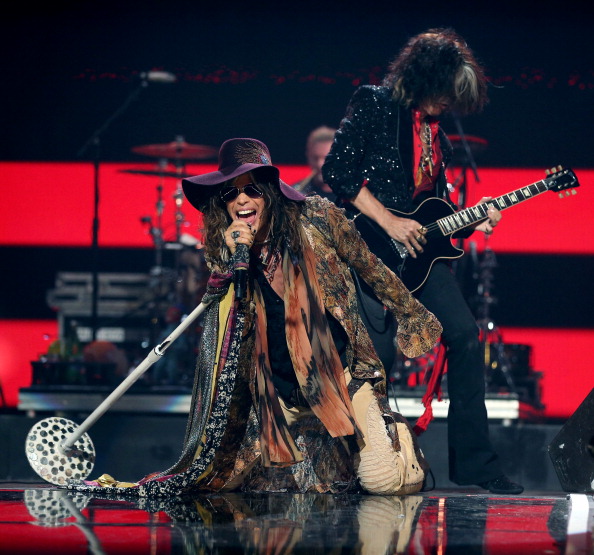 Steven Tyler e Joe Perry nella Hall Of Fame dei songwriters 2013