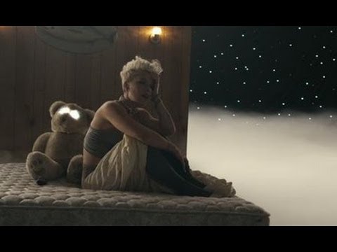 Pink feat. Nate Ruess - Just give me a reason - Video ufficiale